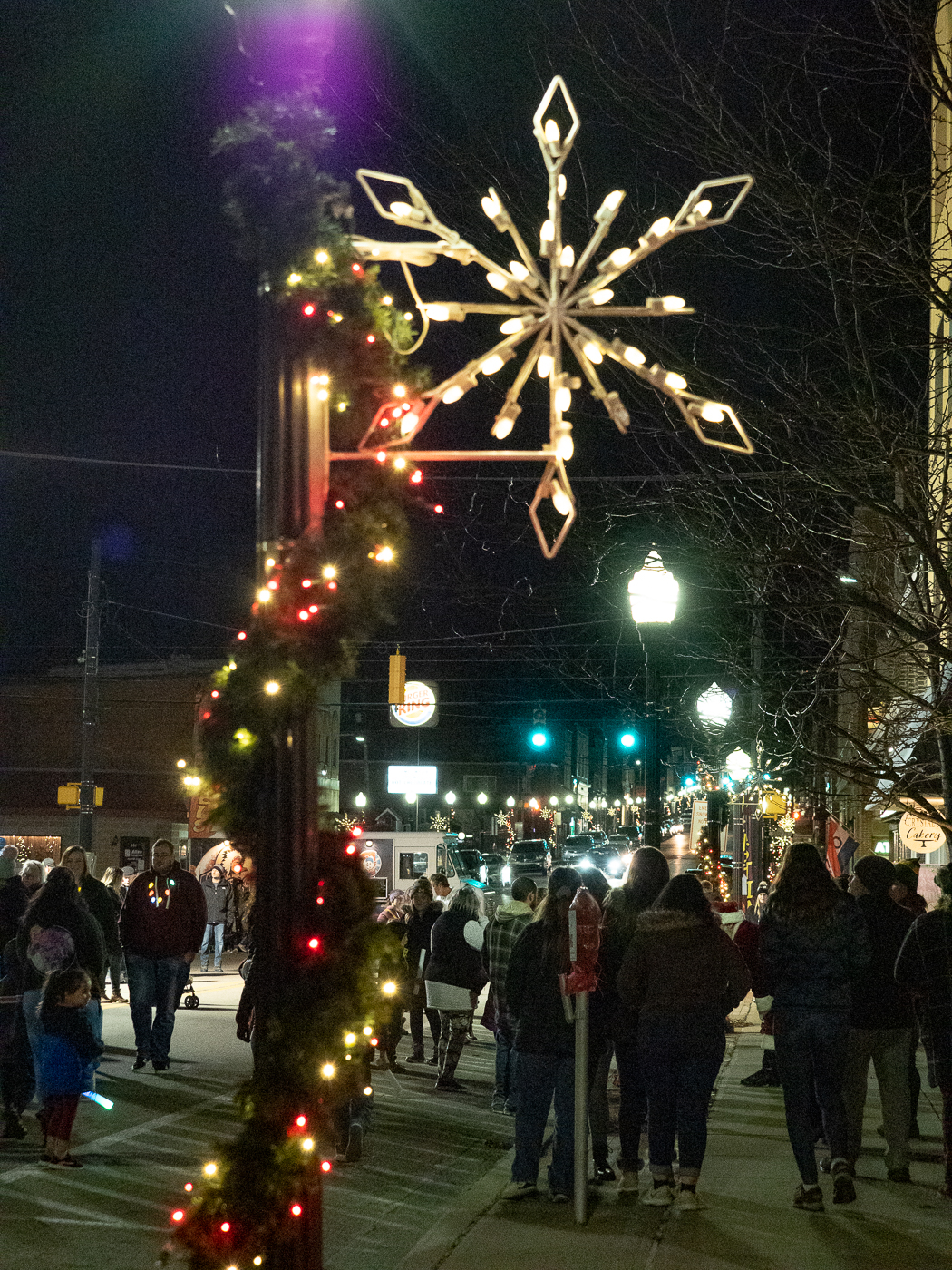 PHOTOS 2021 Ellwood City Light Up Night Ellwood City, PA news